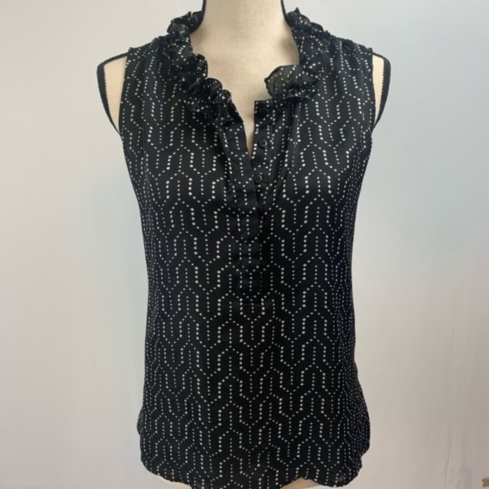 Nine West sleeveless ruffle collar blouse